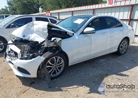 2018 Mercedes-Benz C 300 4Matic из США, поврежденный, VIN WDDWF4KB4JR316387